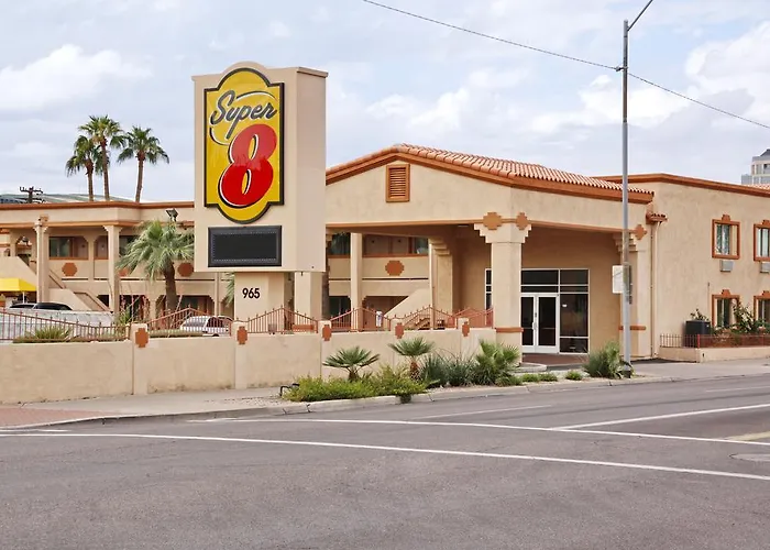 Super 8 By Wyndham Phoenix Downtown